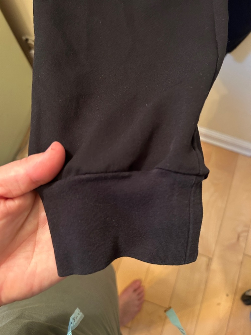 Figs Black Maternity Jogger Scrub Pants Over Belly Size S - Picture 6 of 10